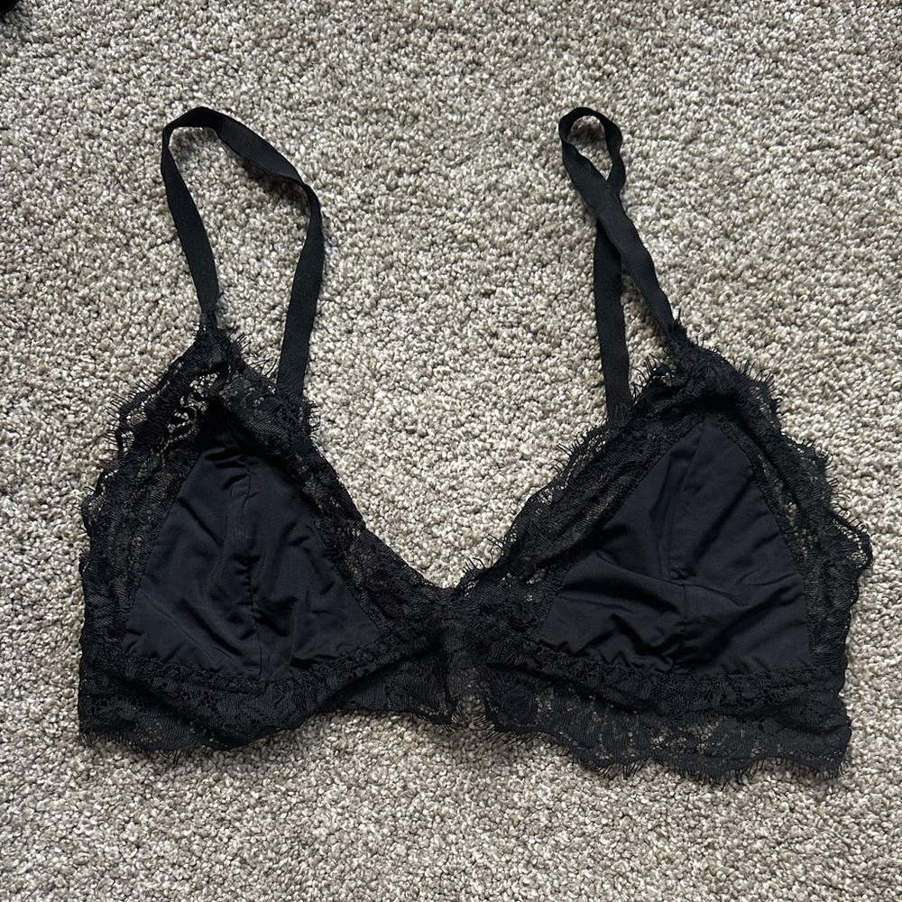 Chic Black Lace Triangle Bra